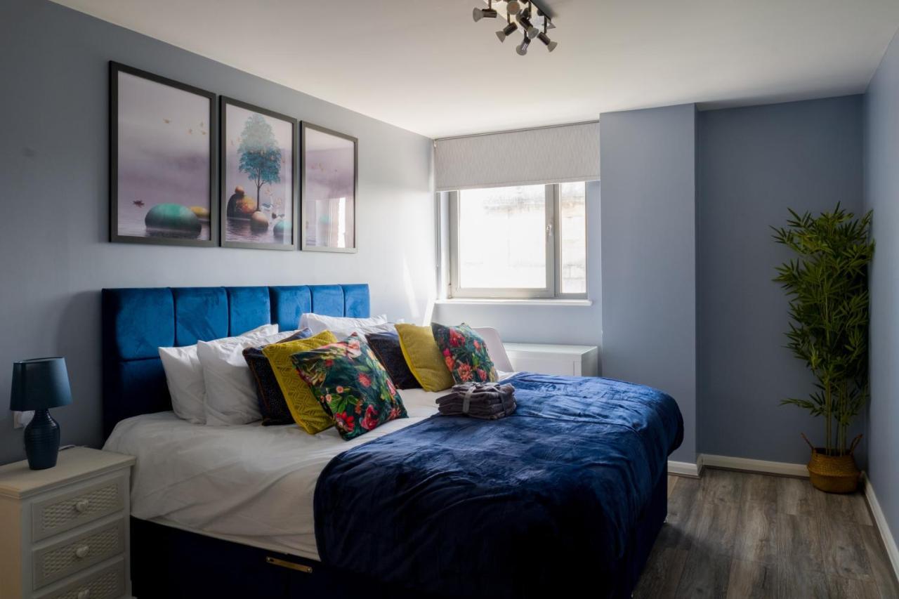 Pahuna Ghar Birmigham City 2 Bedroom Apartment- Short To Mid Term Let-Free Secure Parking Бірмінгем Екстер'єр фото